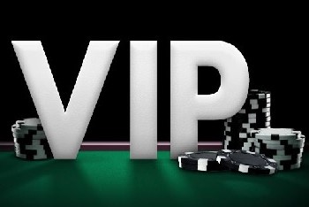 You can receive bonuses and cash prizes from the bet365 VIP program